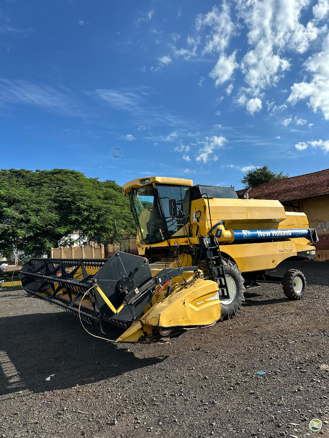 COLHEITADEIRA NEW HOLLAND TC 5070 Luizinho Tratores ITUVERAVA SÃO PAULO SP